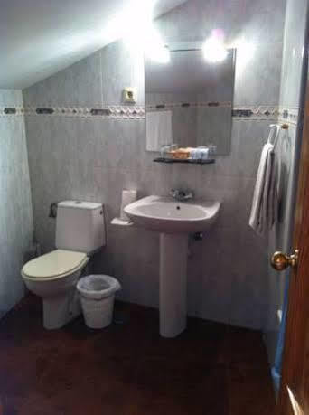 Hostal Le Vintage Ávila Ngoại thất bức ảnh